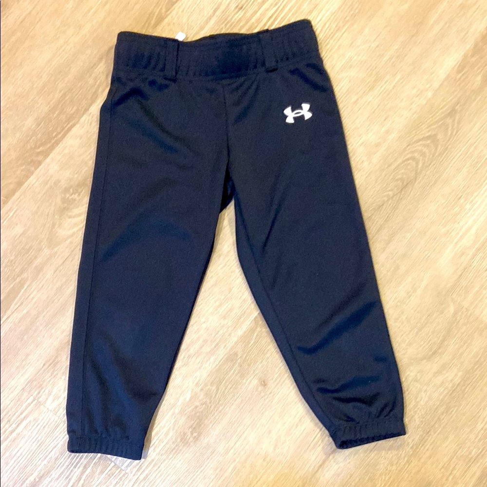 Under Armour kids baseball / softball / t ball pants w/ belt loops, pull up. XS